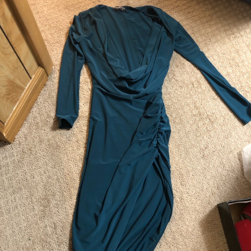 Beautiful dress! Brand new.